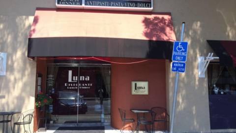 exterior luna ristorante