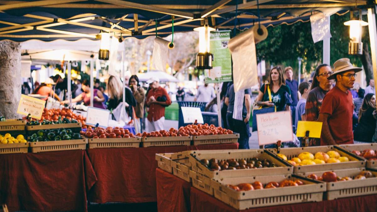 farmer's market